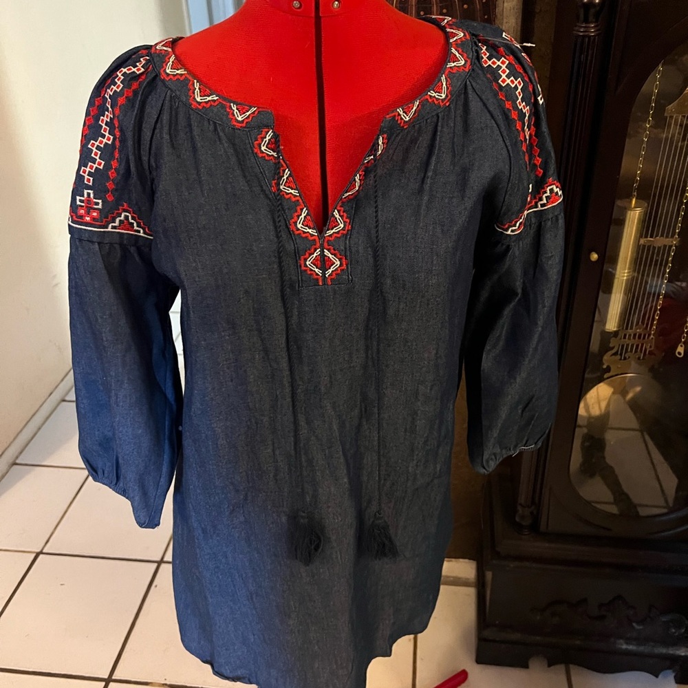 BNWT flying tomato women tunic size M